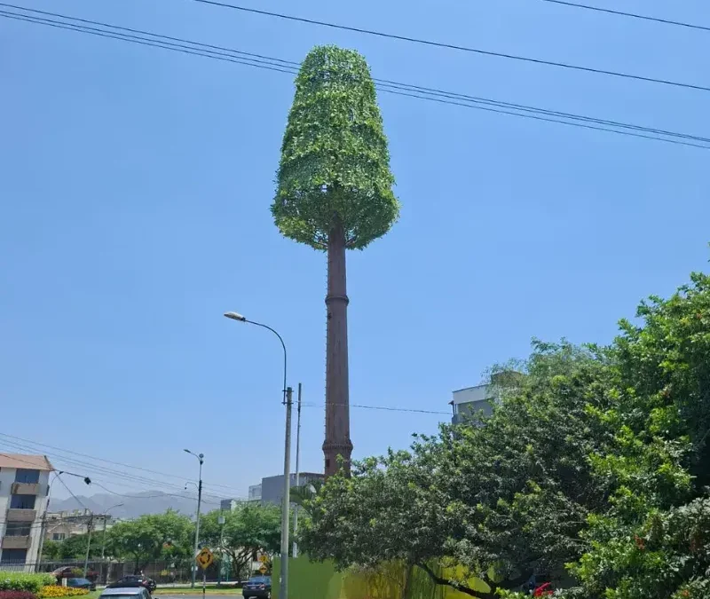 Mimetizado modelo Arbol , de 9 , 12 y 15 metros